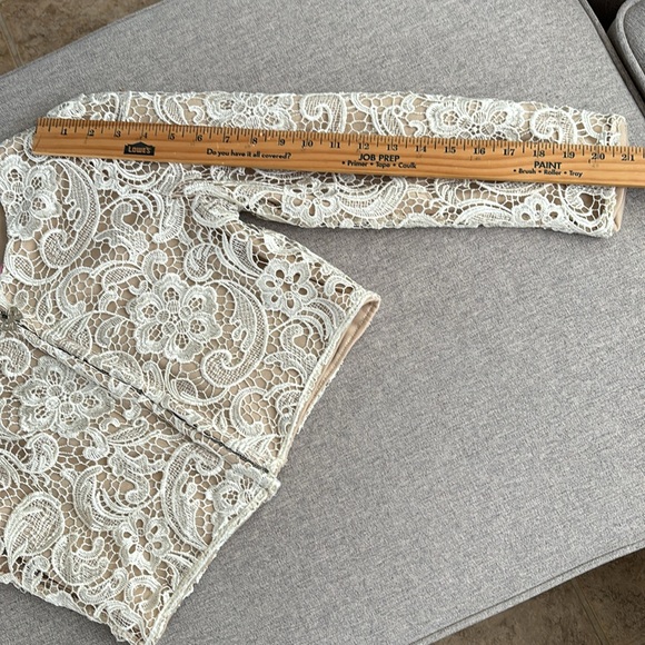 Lace top - Picture 7 of 7